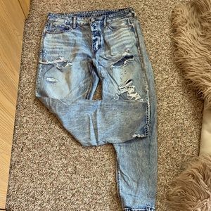american eagle mom jeans